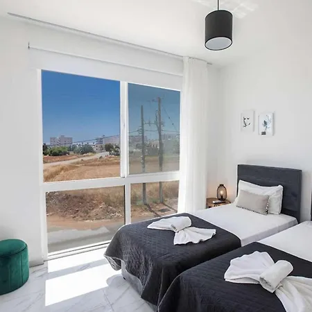Bleu 5 Villa *